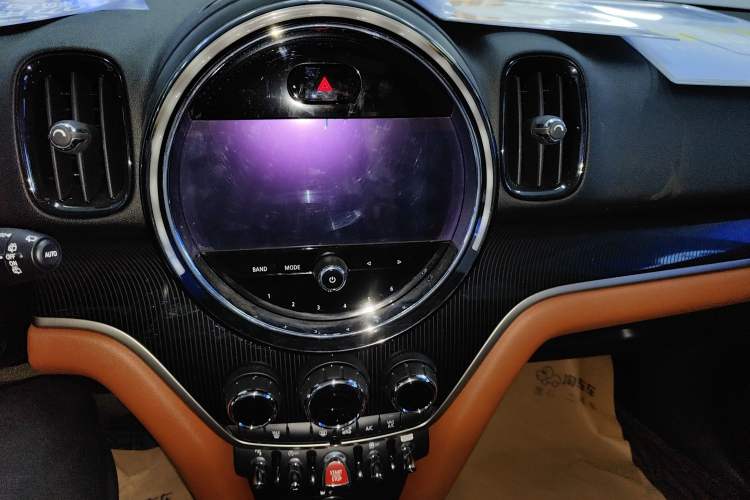 Used MINI Countryman 2022 Updated 2.0T COOPER S Audio And AC Panel
