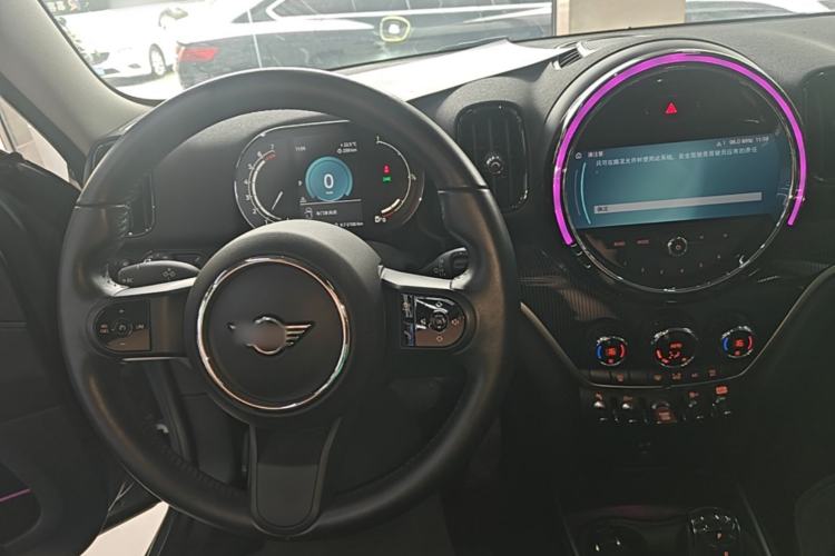 Used MINI Countryman 2022 1.5T COOPER Connoisseur Center Console