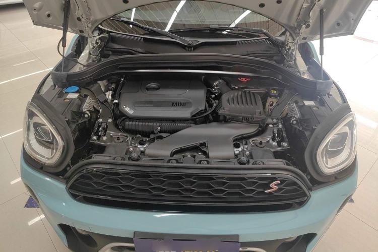 Used MINI Countryman 2022 Updated 2.0T COOPER S Engine Bay