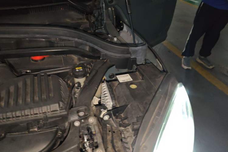 Used MINI Countryman 2022 2.0T COOPER S ALL4 Engine Bay Left