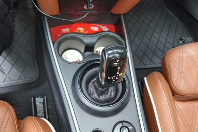 Used MINI Countryman 2022 2.0T COOPER S ALL4 Gear Lever