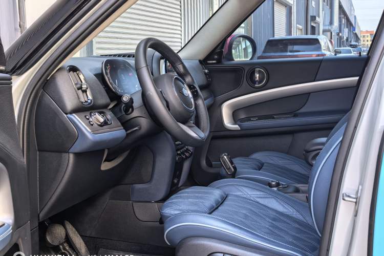 Used MINI Countryman 2022 2.0T COOPER S Interior 9