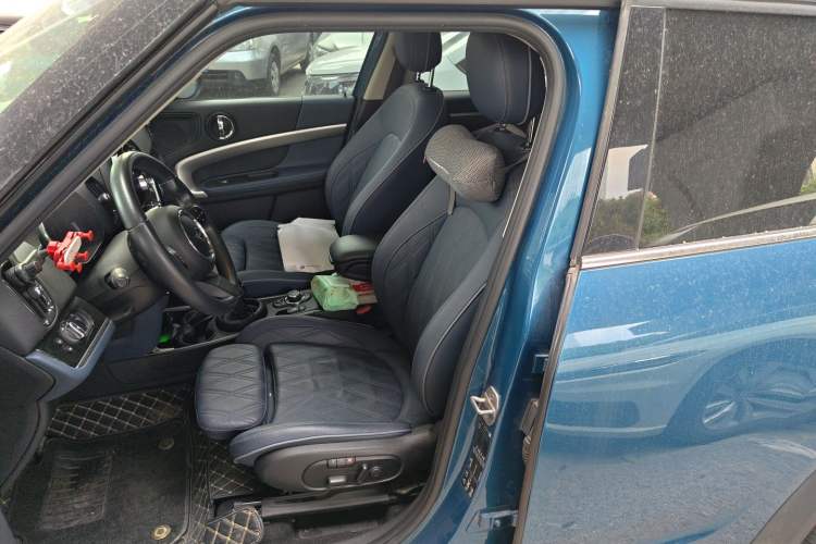 Used MINI Countryman 2022 Revised Version 1.5T COOPER ALL4 Connoisseur Left Front Seat