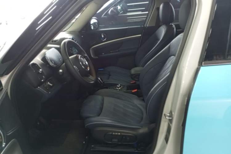 Used MINI Countryman 2022 2.0T COOPER S Left Front Seat