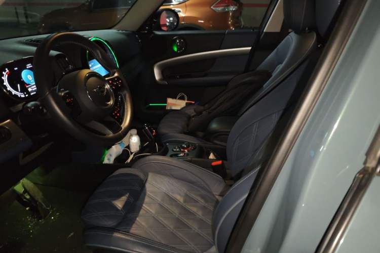 Used MINI Countryman 2022 2.0T COOPER S ALL4 Left Front Seat