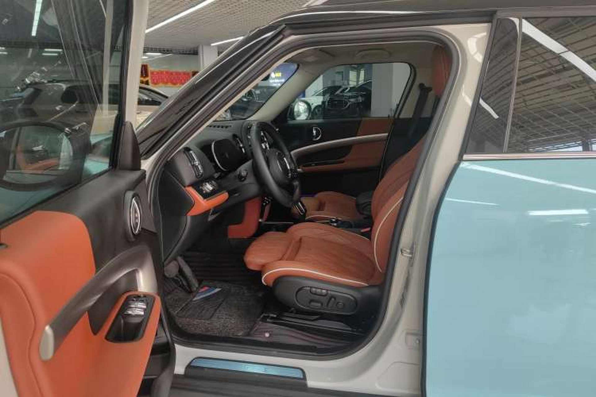 Used MINI Countryman 2022 Updated 2.0T COOPER S Left Front Seat