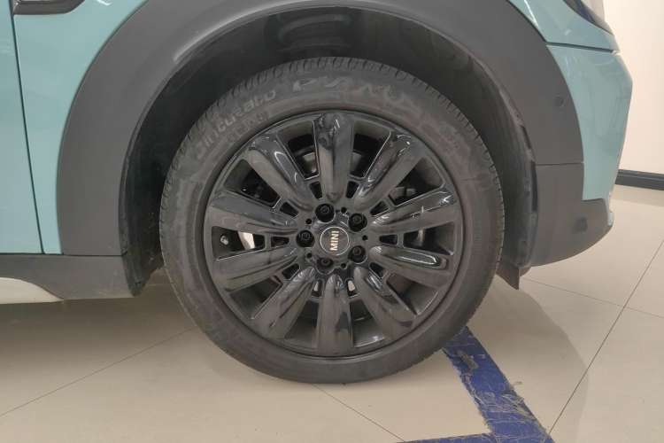 Used MINI Countryman 2022 Updated 2.0T COOPER S Left Rear Wheel Hub