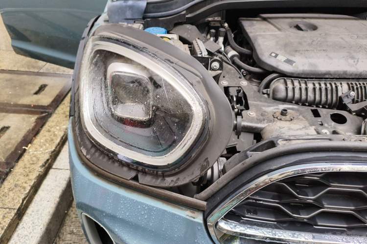 Used MINI Countryman 2022 2.0T COOPER S ALL4 Right Front Headlight