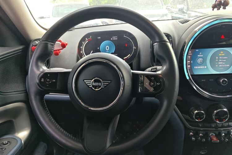 Used MINI Countryman 2022 Revised Version 1.5T COOPER ALL4 Connoisseur Steering Wheel