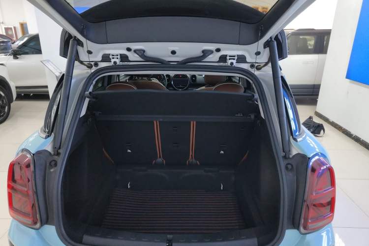 Used MINI Countryman 2022 Updated 2.0T COOPER S Trunk