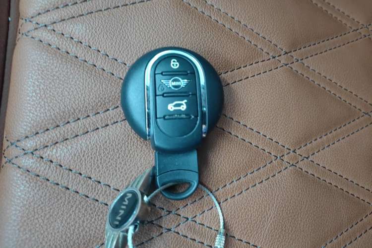 Used MINI Countryman 2022 Updated 2.0T COOPER S Vehicle Key