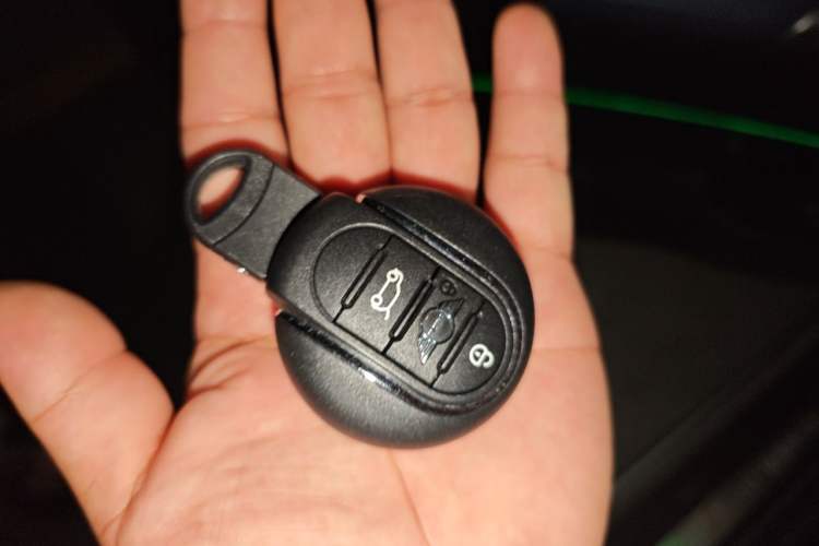 Used MINI Countryman 2022 2.0T COOPER S ALL4 Vehicle Key