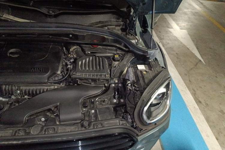 Used MINI Countryman 2022 1.5T COOPER Connoisseur Engine Bay Left