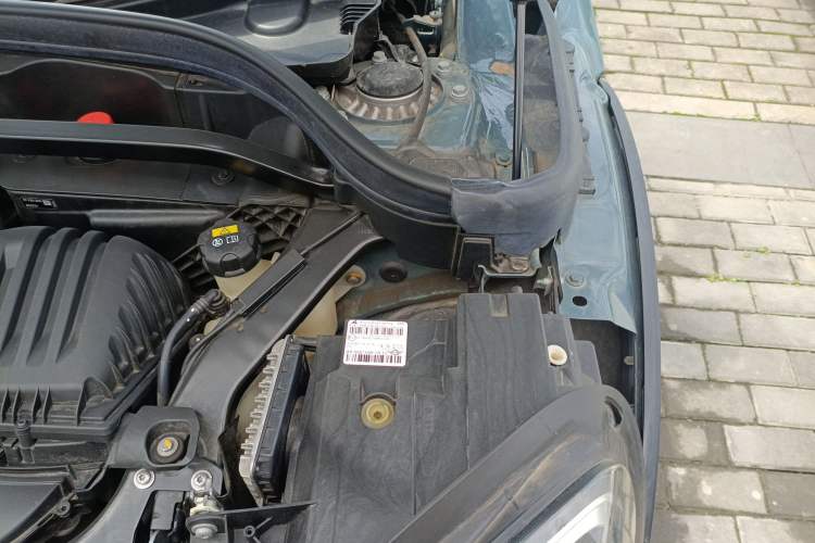 Used MINI Countryman 2022 2.0T COOPER S ALL4 Engine Bay Left