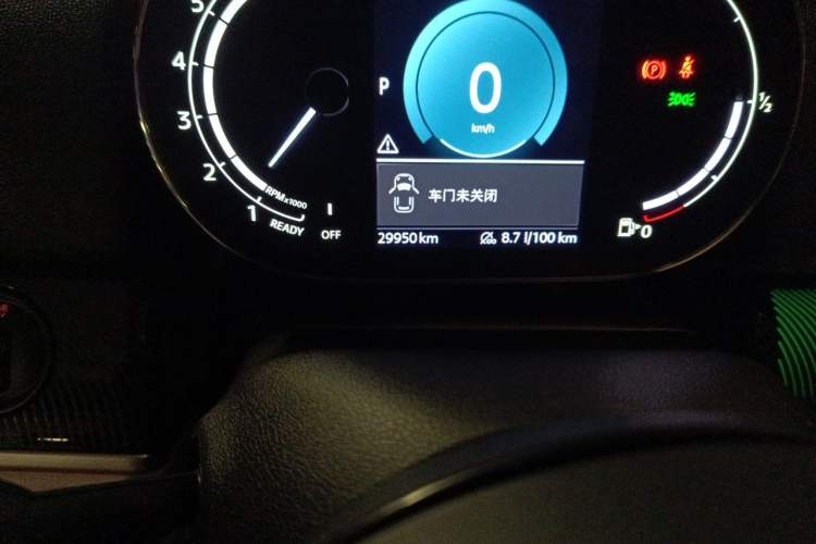 Used MINI Countryman 2022 1.5T COOPER Connoisseur Odometer Close Up