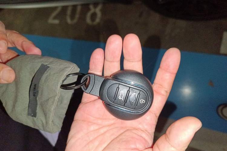 Used MINI Countryman 2022 1.5T COOPER Connoisseur Vehicle Key