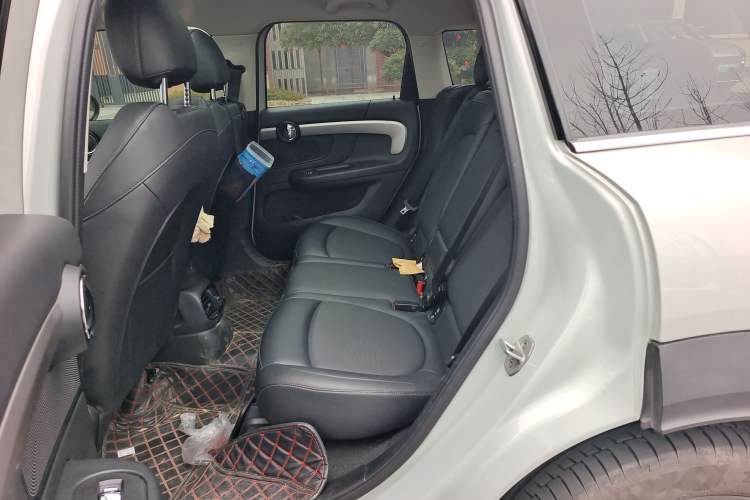 Used MINI Countryman 2022 Revised Version 1.5T COOPER ALL4 Connoisseur Left Rear Seat