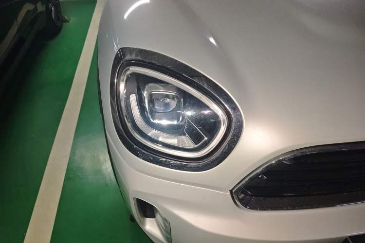 Used MINI Countryman 2022 1.5T COOPER ALL4 Connoisseur Right Front Headlight