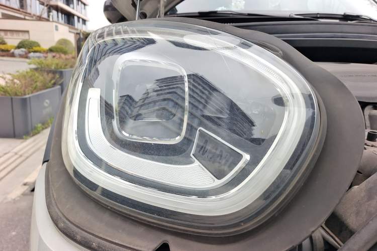 Used MINI Countryman 2022 Revised Version 1.5T COOPER ALL4 Connoisseur Right Front Headlight