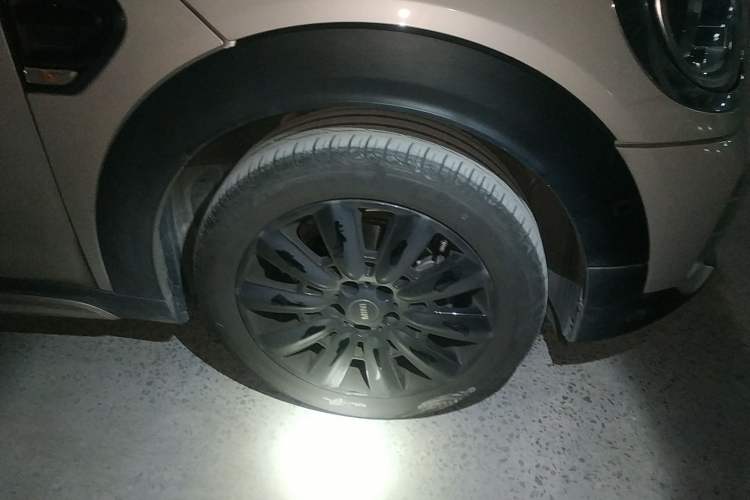 Used MINI Countryman 2022 1.5T COOPER ALL4 Connoisseur Right Front Wheel Hub
