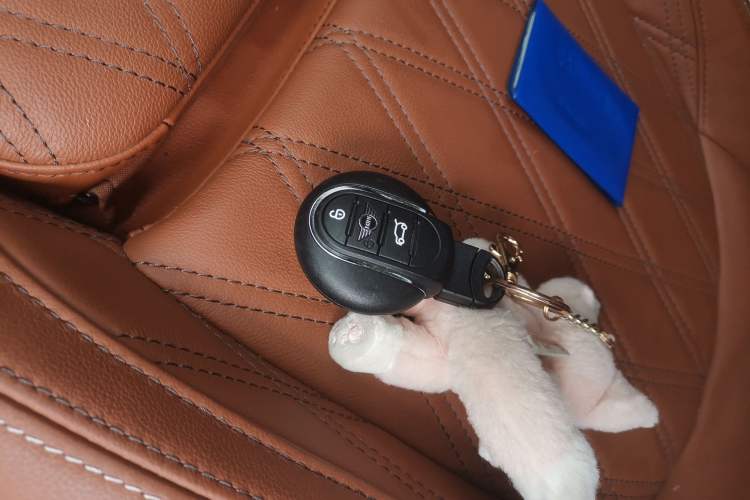 Used MINI Countryman 2022 Revised Version 1.5T COOPER ALL4 Connoisseur Vehicle Key