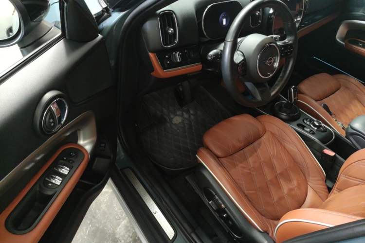 Used MINI Countryman 2022 2.0T COOPER S Driver Seat