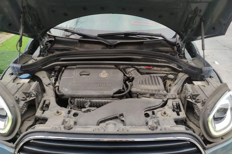 Used MINI Countryman 2022 1.5T COOPER Connoisseur Engine Bay