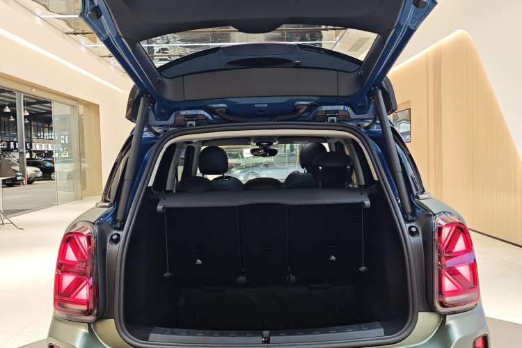 Used MINI Countryman 2022 Updated 1.5T COOPER Connoisseur Exterior 7