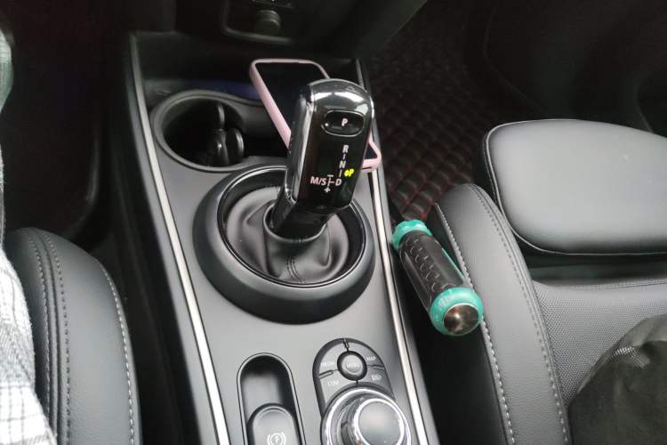 Used MINI Countryman 2022 1.5T COOPER Connoisseur Gear Lever
