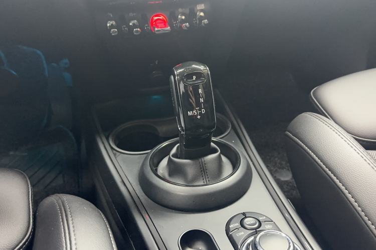 Used MINI Countryman 2022 Updated 1.5T COOPER Connoisseur Gear Lever