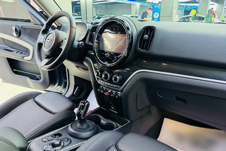 Used MINI Countryman 2022 Updated 1.5T COOPER Connoisseur Interior 1
