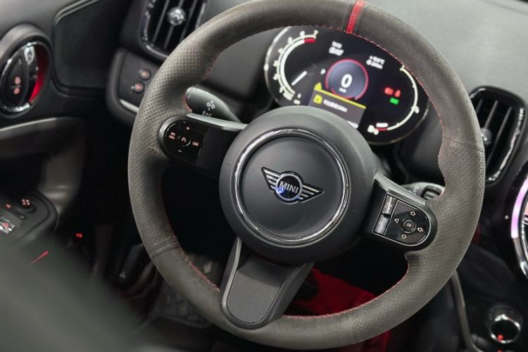 Used MINI Countryman 2022 Updated 2.0T COOPER S Interior 11