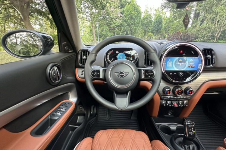 Used MINI Countryman 2022 2.0T COOPER S Interior 2