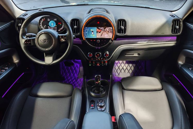 Used MINI Countryman 2022 Updated 1.5T COOPER Connoisseur Interior 3