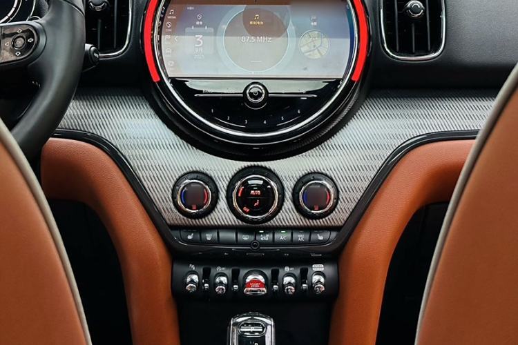 Used MINI Countryman 2022 2.0T COOPER S ALL4 Interior 4