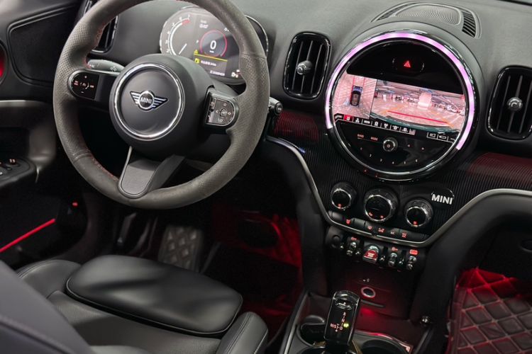 Used MINI Countryman 2022 Updated 2.0T COOPER S Interior 6