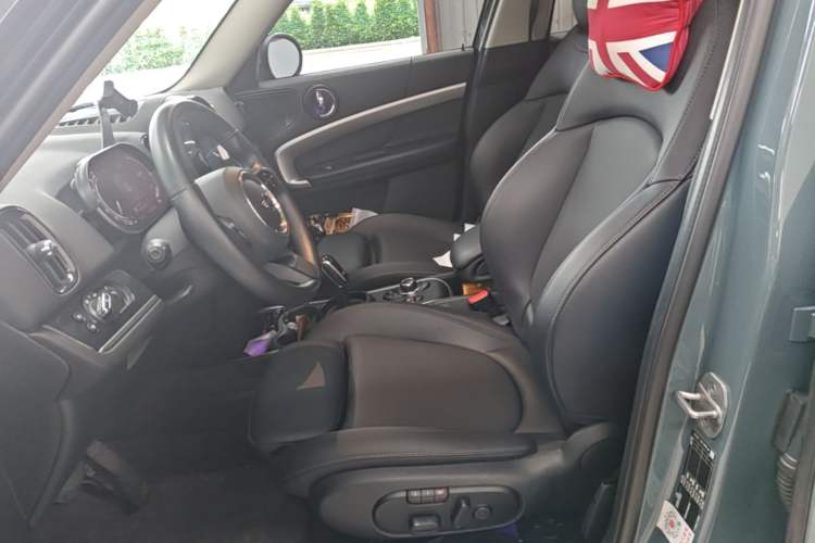 Used MINI Countryman 2022 Updated 1.5T COOPER Connoisseur Left Front Seat