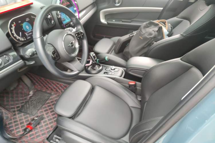 Used MINI Countryman 2022 1.5T COOPER Connoisseur Left Front Seat