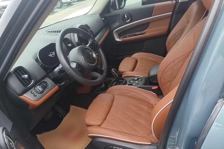 Used MINI Countryman 2022 Updated 2.0T COOPER S ALL4 Left Front Seat
