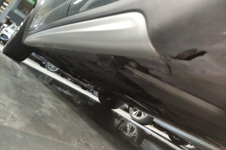 Used MINI Countryman 2022 2.0T COOPER S Left Side Sill