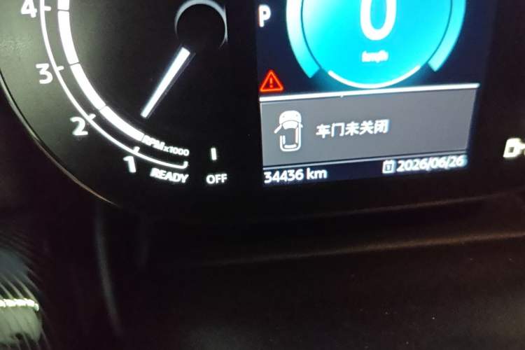 Used MINI Countryman 2022 1.5T COOPER Connoisseur Odometer Close Up