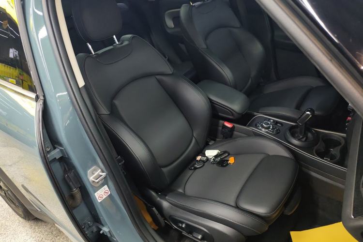 Used MINI Countryman 2022 2.0T COOPER S Right Front Seat