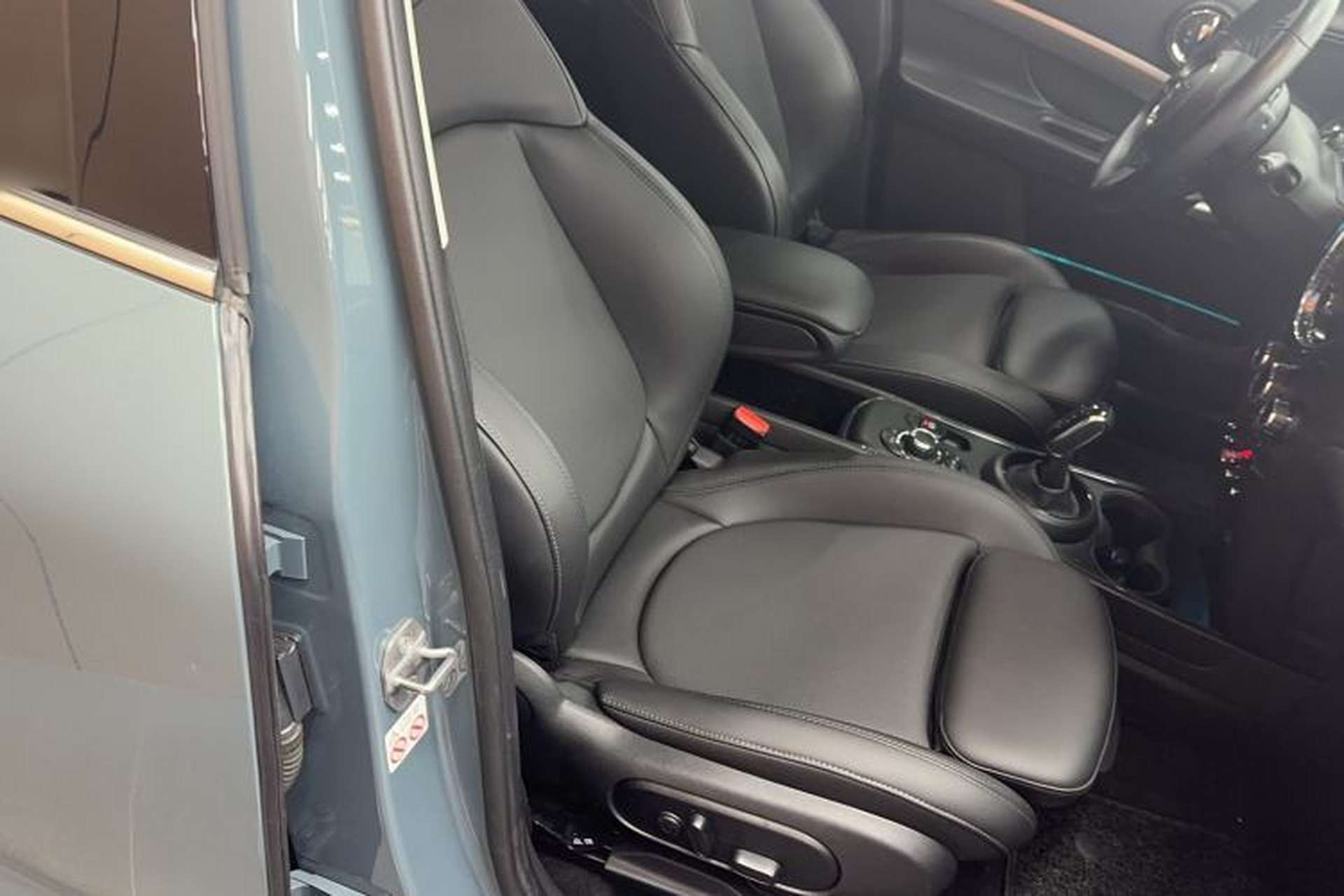 Used MINI Countryman 2022 Updated 1.5T COOPER Connoisseur Right Front Seat