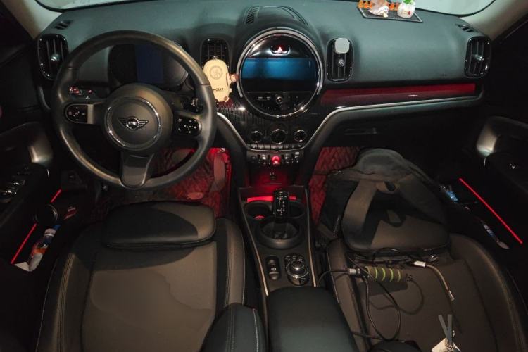 Used MINI Countryman 2022 1.5T COOPER Connoisseur Center Console