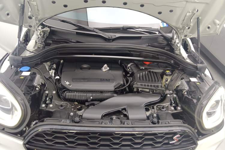 Used MINI Countryman 2022 2.0T COOPER S ALL4 Engine Bay