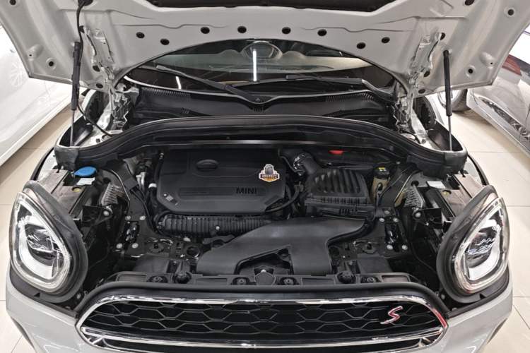 Used MINI Countryman 2022 2.0T COOPER S ALL4 Engine Bay