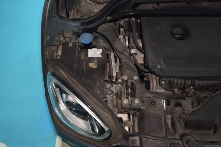 Used MINI Countryman 2022 1.5T COOPER ALL4 Connoisseur Engine Bay Right