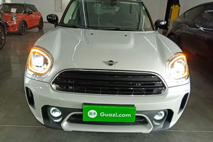 Used MINI Countryman 2022 1.5T COOPER Connoisseur Front