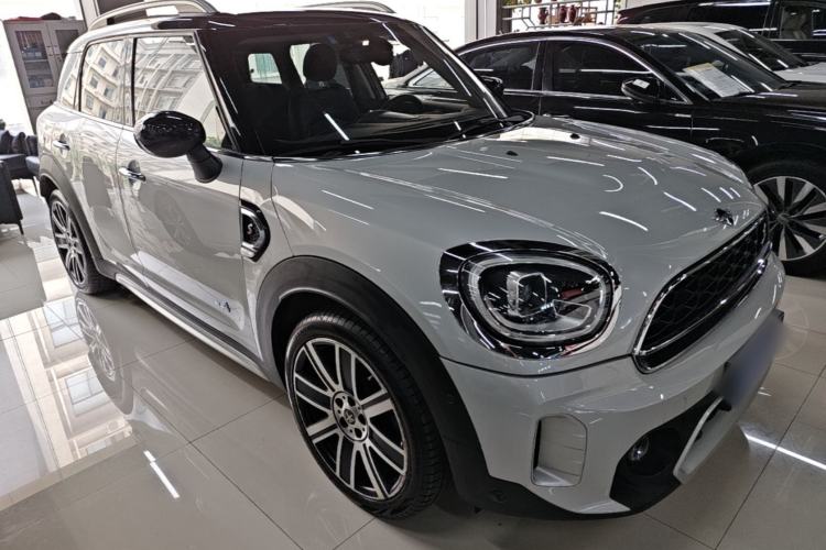 Used MINI Countryman 2022 2.0T COOPER S ALL4 Front Right 45 Deg