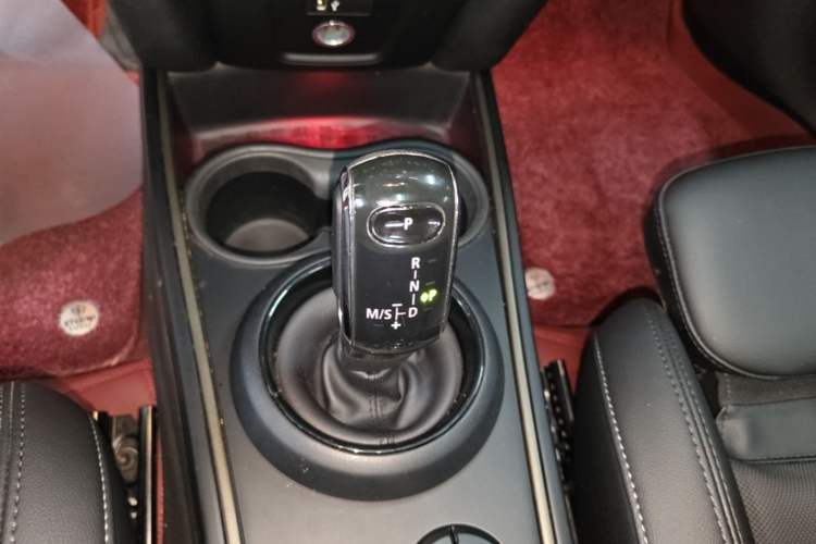 Used MINI Countryman 2022 2.0T COOPER S ALL4 Gear Lever